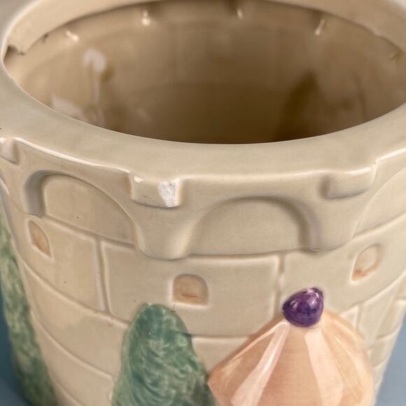 1970's Humpty Dumpty Castle Cookie Jar, Medieval Castle Shaped Cookie Jar,Retro - Picture 7 of 7